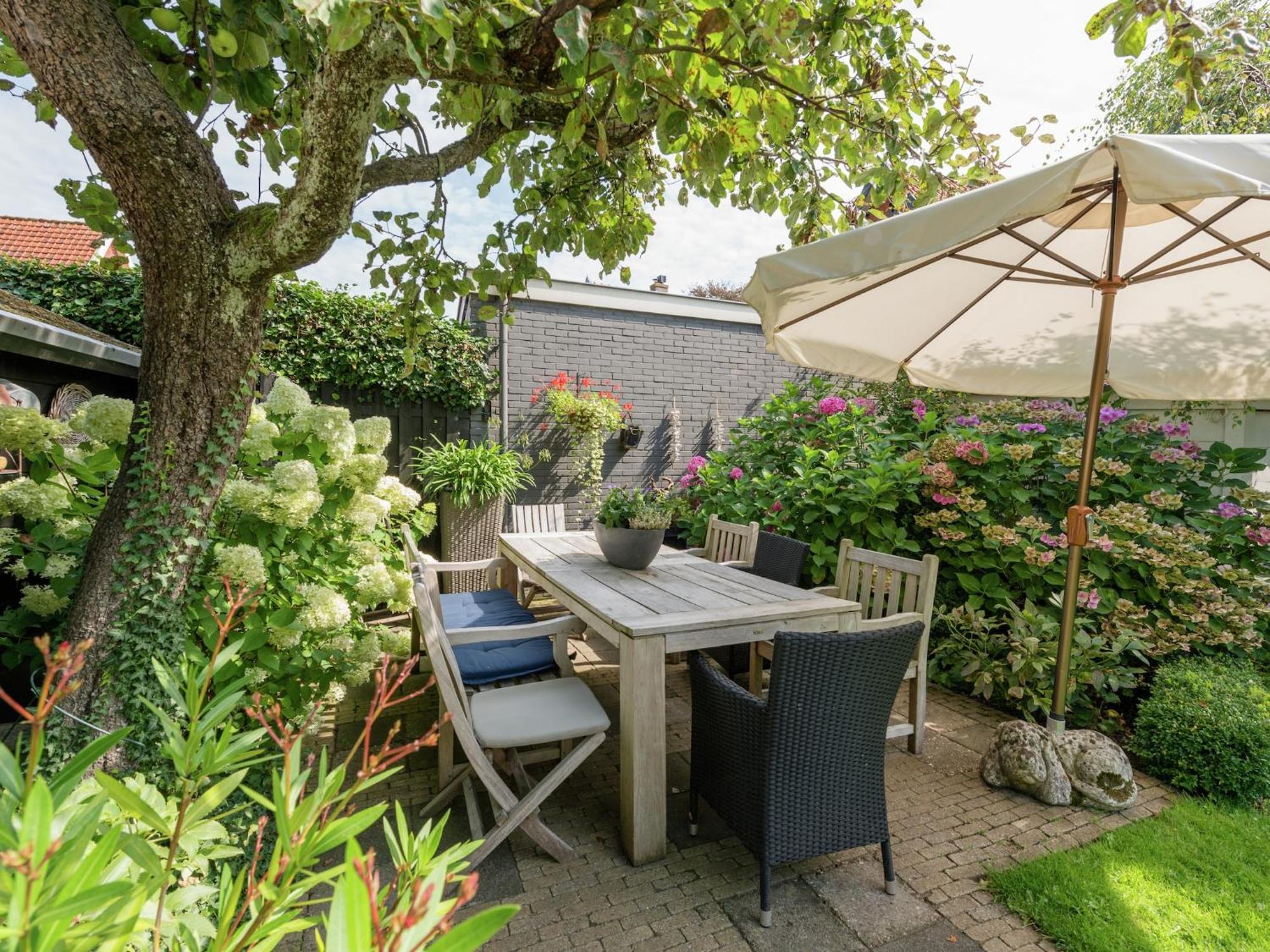 Alluring Apartment in Bergen with Terrace Garden&BBQ Exterior foto